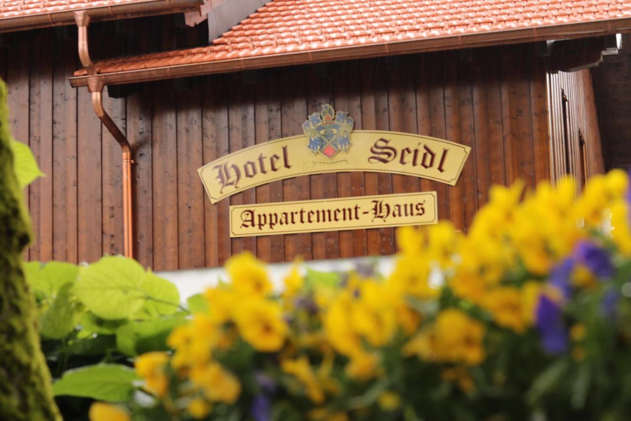 Hotel Seidl Strasslach-Dingharting Exterior photo
